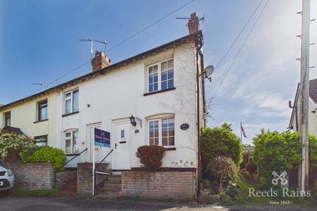 1 bedroom End Terrace Property for sale