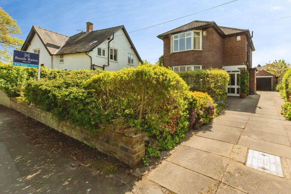 Main image of 3 bedroom Detached House for sale, School Lane, Hartford, Cheshire, CW8