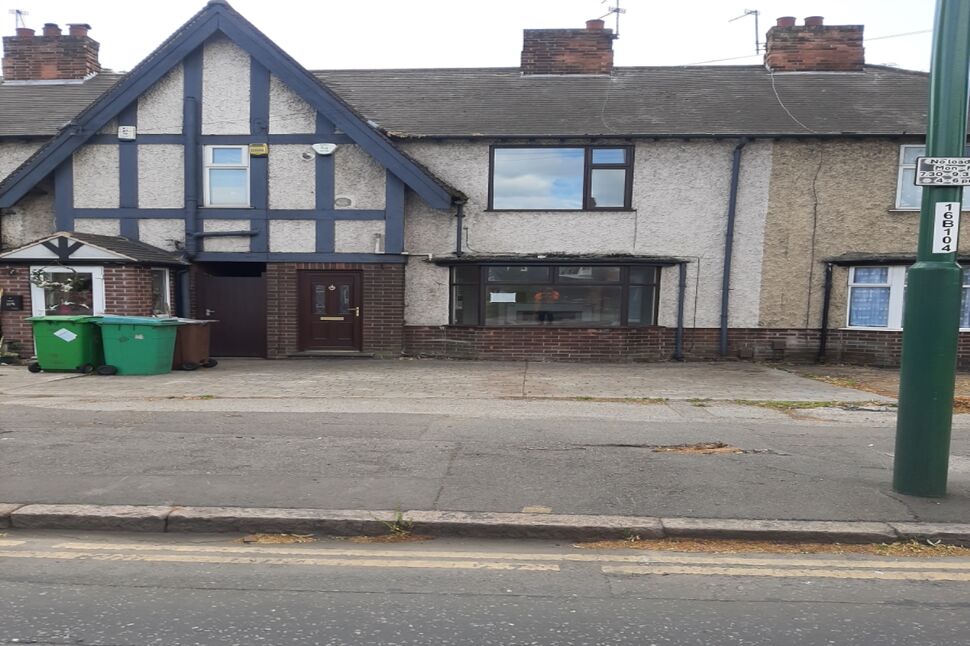 Main image of 3 bedroom Mid Terrace House to rent, Beeston Road, Nottingham, NG7
