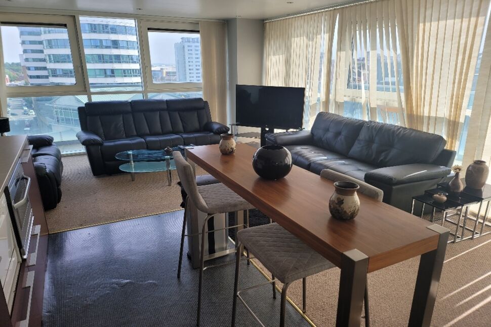 Lounge / Dining Room / Kitchen Area