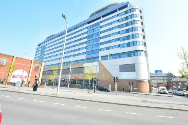 Main image of 1 bedroom Flat for sale, Huntingdon Street, Nottingham, Nottinghamshire, NG1