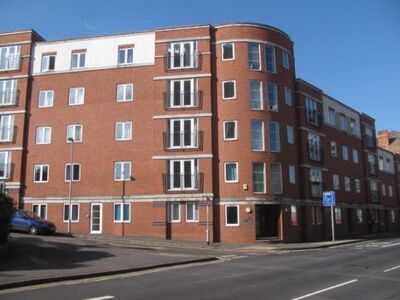 2 bedroom  Flat to rent
