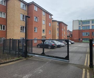 Player Street, 2 bedroom  Flat for sale, £90,000