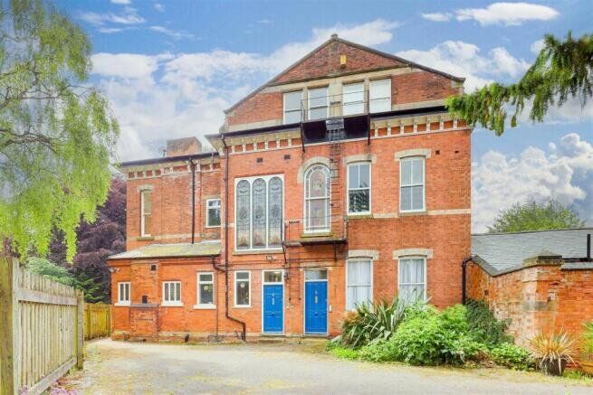 Main image of 2 bedroom Flat for sale, Magdala Road, Nottingham, Nottinghamshire, NG3
