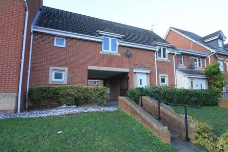 Worthy Row, 1 bedroom  Flat for sale, £90,000