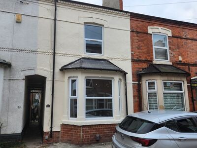 Foxhall Road, 3 bedroom Mid Terrace House to rent, &pound;995 pcm