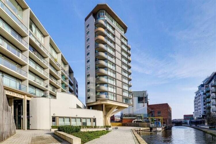 Main image of 2 bedroom Flat for sale, Canal Street, Nottingham, Nottinghamshire, NG1