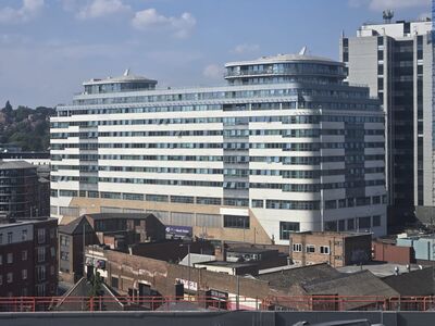 1 bedroom Flat for sale
