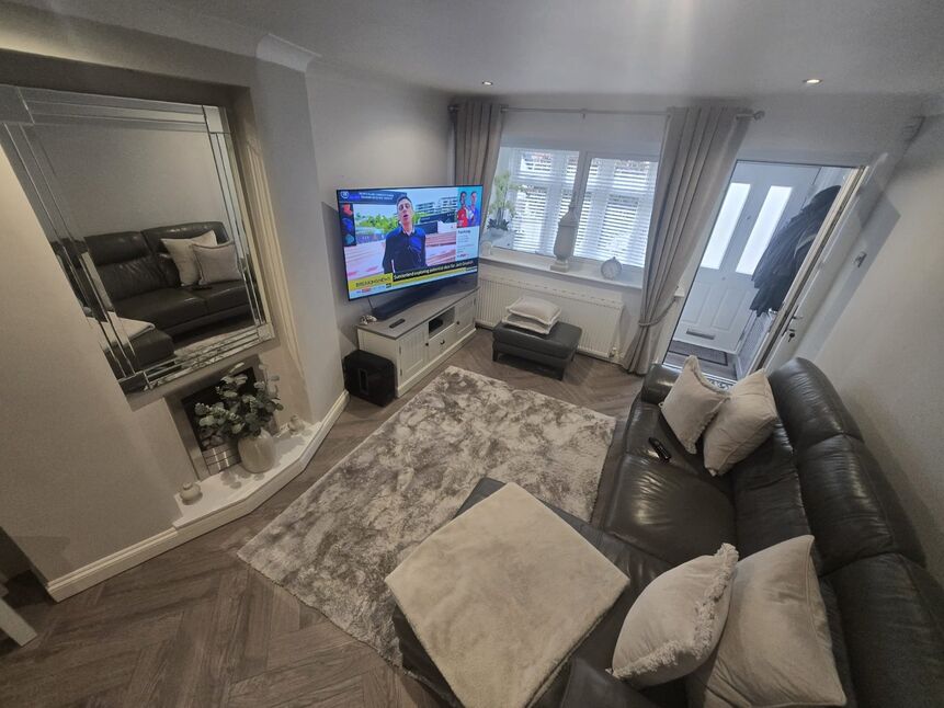 Main image of 3 bedroom Detached House for sale, South View Road, Carlton, Nottinghamshire, NG4
