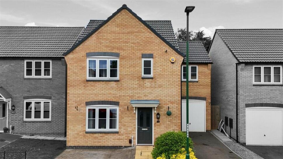 Main image of 4 bedroom Detached House to rent, Regina Drive, Nottingham, Nottinghamshire, NG8