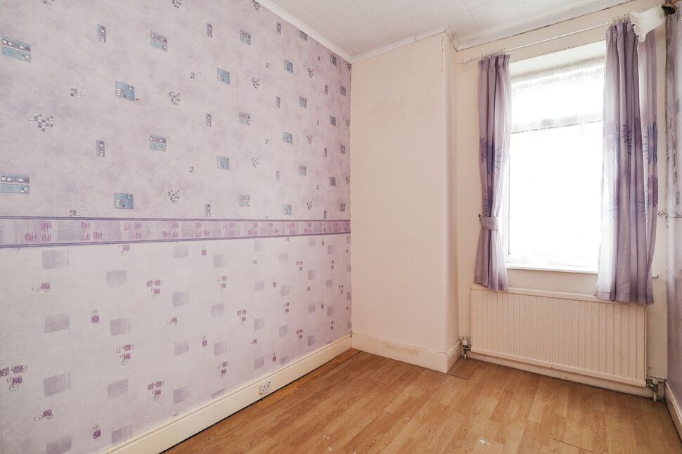 5 bedroom Detached House for sale, South Terrace, WF5 £330,000