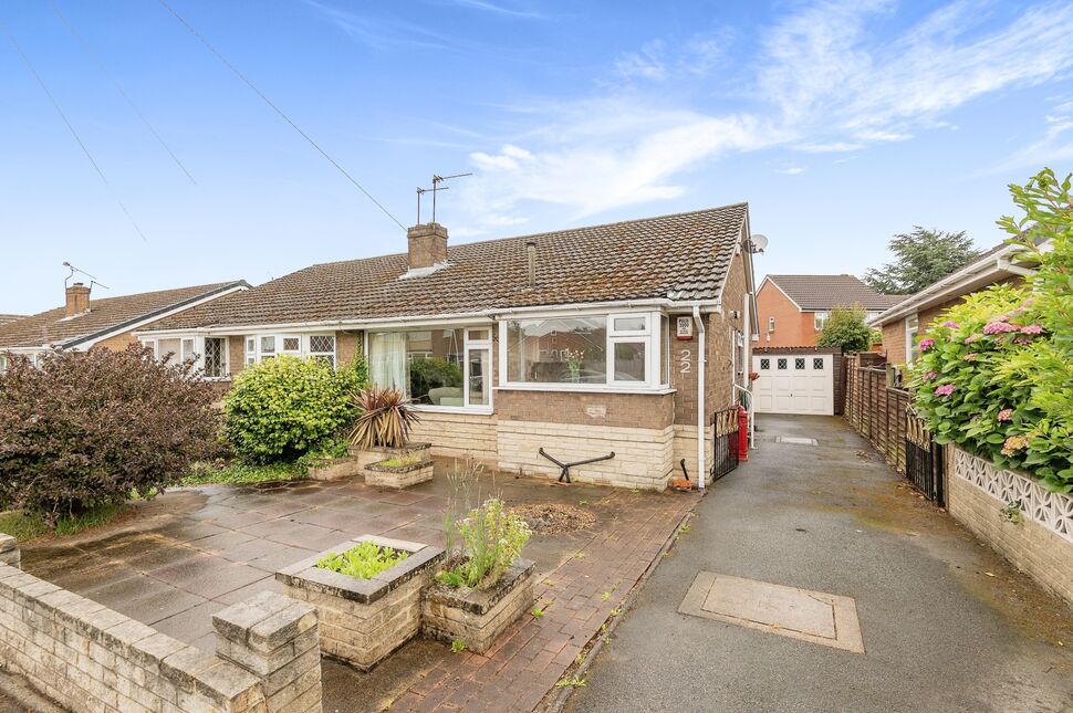 Main image of 2 bedroom Semi Detached Bungalow for sale, Westfield Drive, Ossett, West Yorkshire, WF5