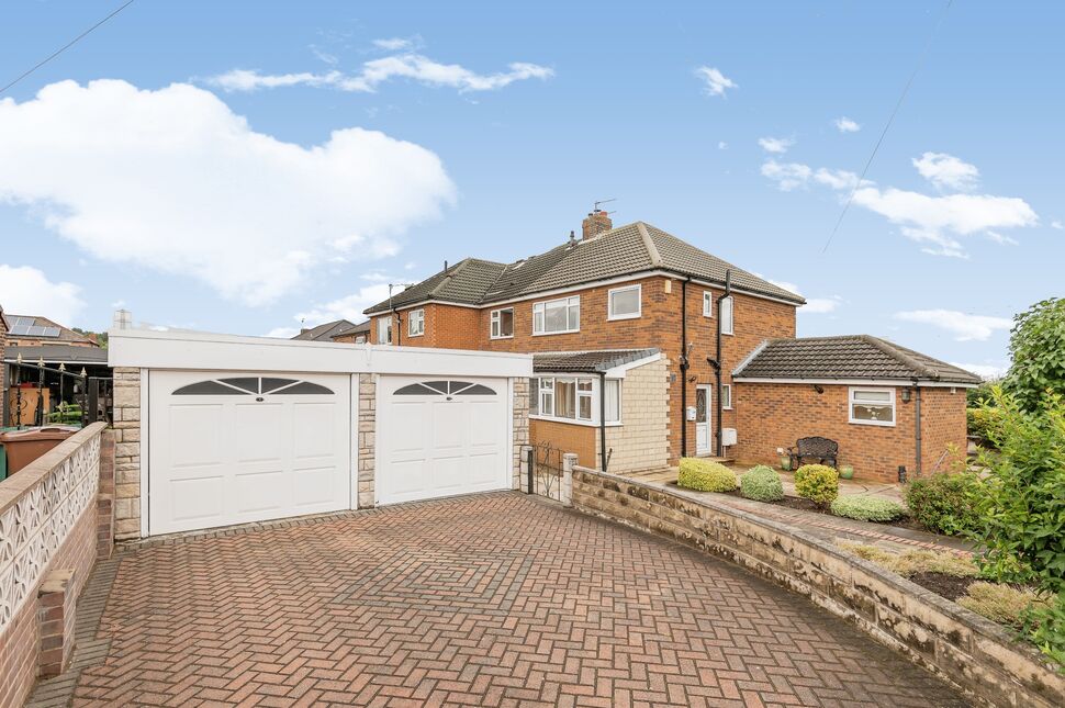 3 bedroom Semi Detached House for sale, Manor Road, Ossett, WF5 £265,000