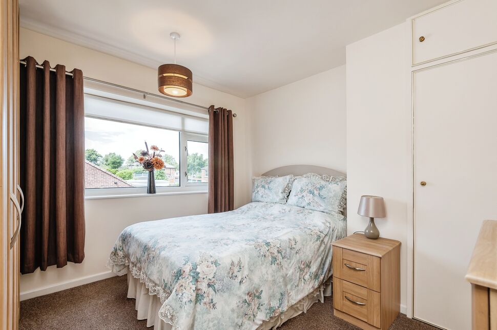 3 bedroom Semi Detached House for sale, Manor Road, Ossett, WF5 £265,000