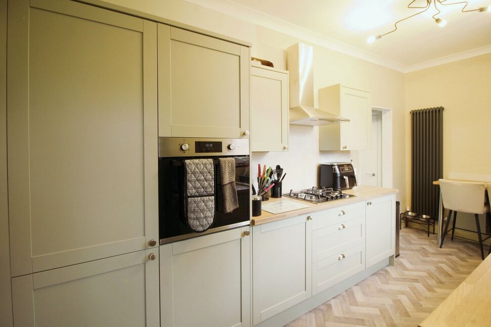 3 bedroom End Terrace House for sale, Southfield Lane, Horbury, WF4 £