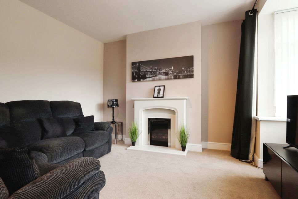 3 bedroom Semi Detached House for sale, Ossett Lane, Earlsheaton, WF12