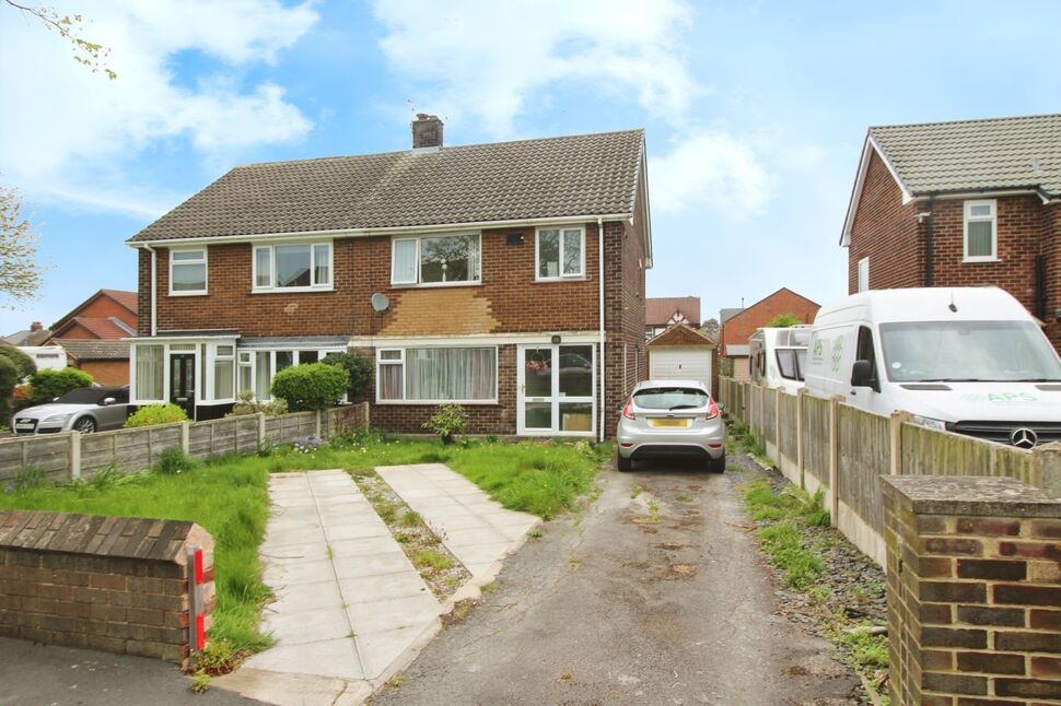 3 bedroom Semi Detached House for sale