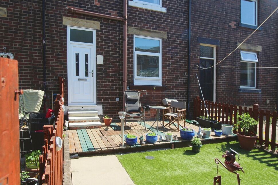 Main image of 2 bedroom Mid Terrace House for sale, Woodbine Street, Ossett, West Yorkshire, WF5
