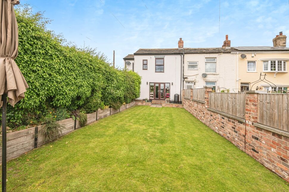 3 bedroom End Terrace House for sale