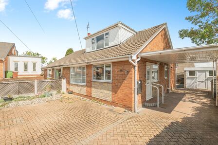 3 bedroom Semi Detached Bungalow for sale