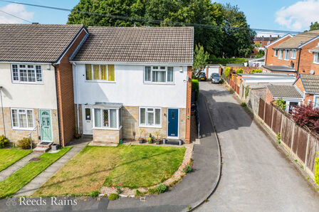 3 bedroom End Terrace House for sale