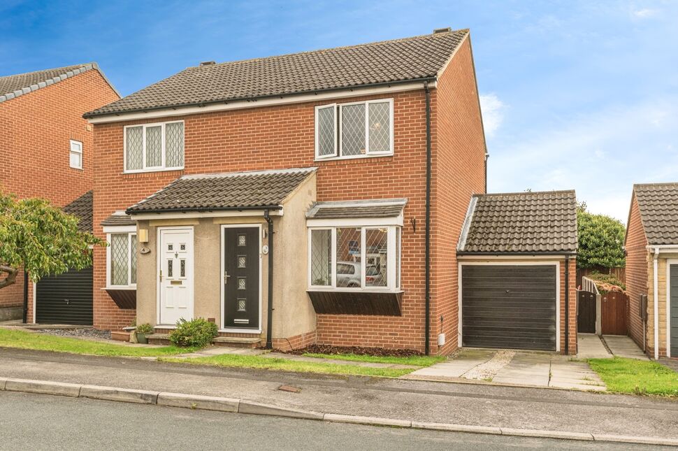 Main image of 2 bedroom Semi Detached House for sale, Dimple Gardens, Ossett, West Yorkshire, WF5