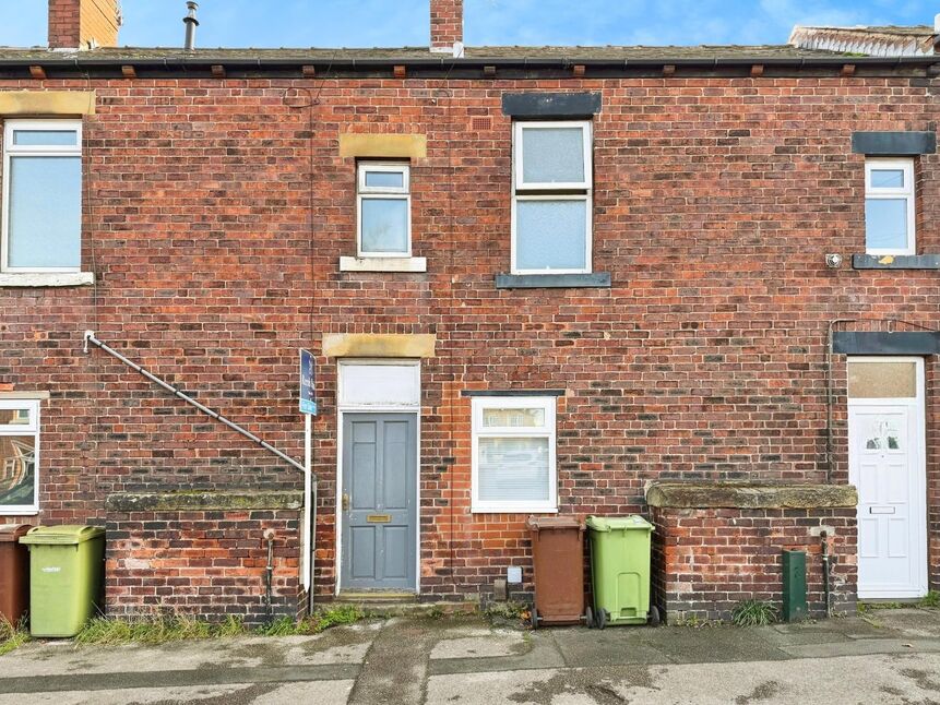 2 bedroom Mid Terrace House for sale