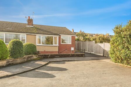 2 bedroom Semi Detached Bungalow for sale