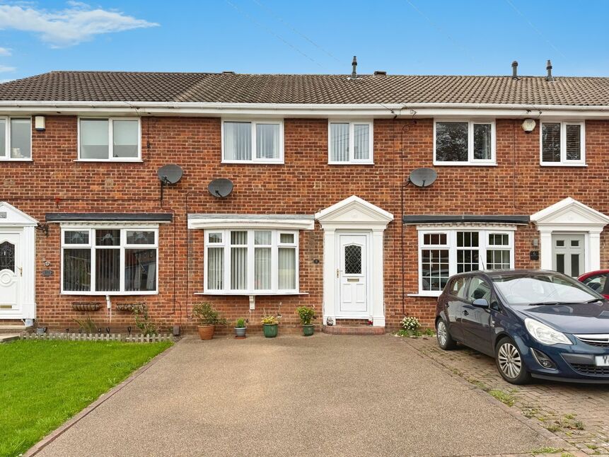 Main image of 3 bedroom Mid Terrace House for sale, Cedar Avenue, Ossett, West Yorkshire, WF5