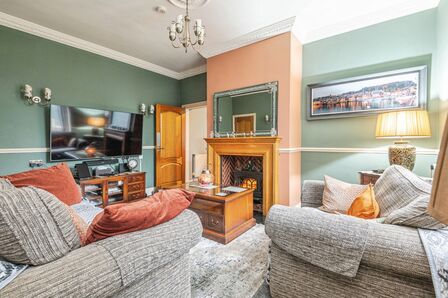 1 bedroom Semi Detached House for sale