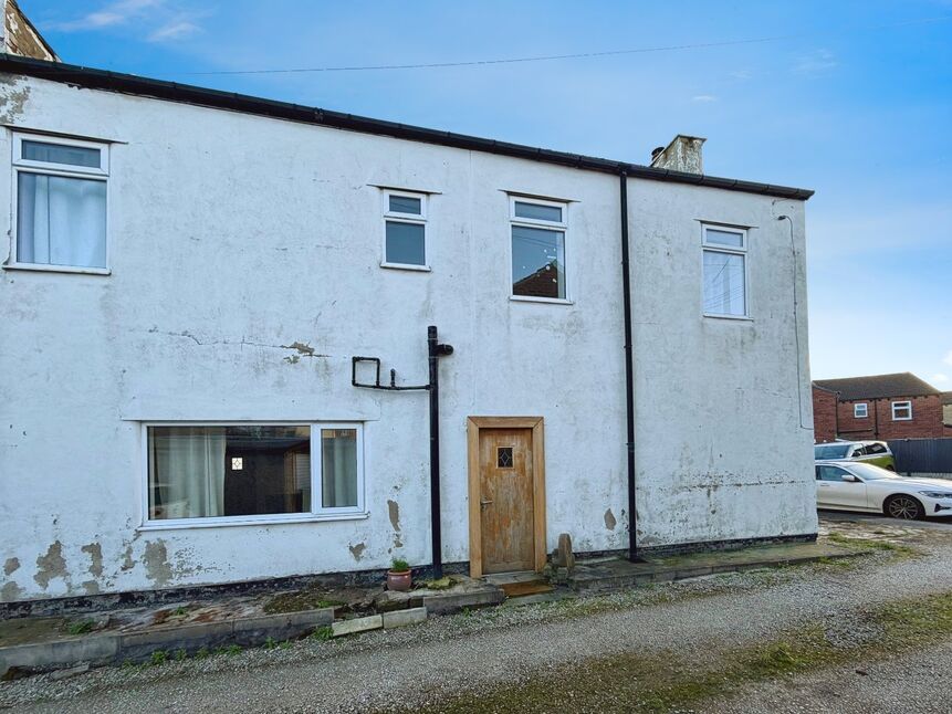 Main image of 3 bedroom Semi Detached House for sale, Eden Avenue, Ossett, West Yorkshire, WF5