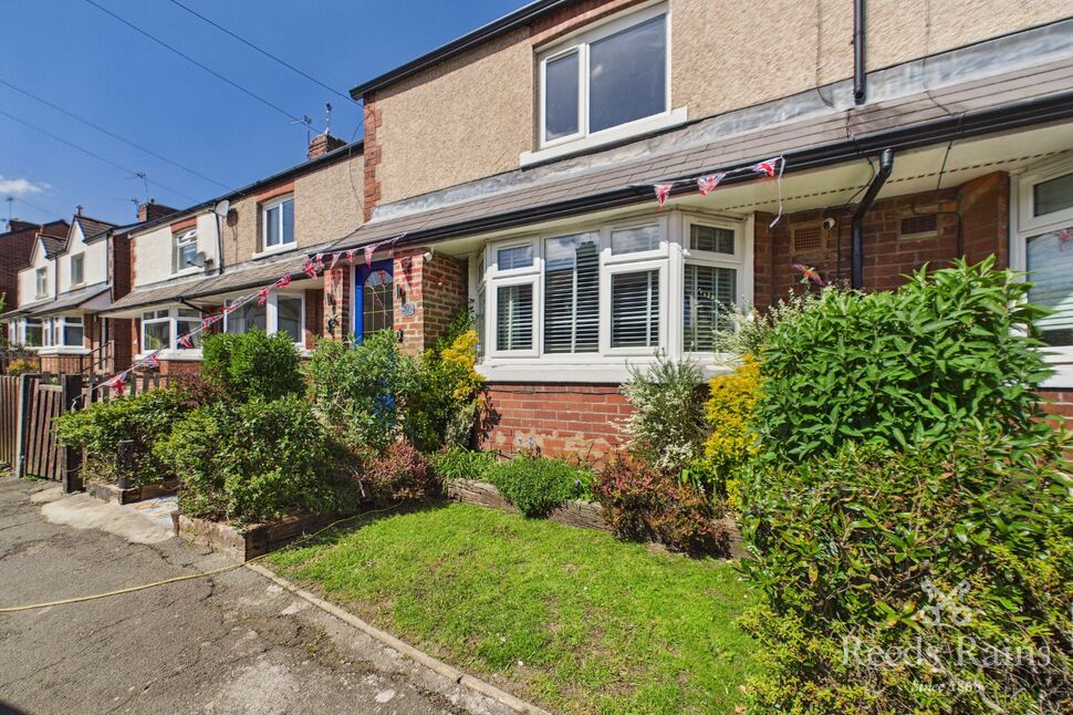 Main image of 2 bedroom Semi Detached House for sale, Westwood Road, Ossett, West Yorkshire, WF5