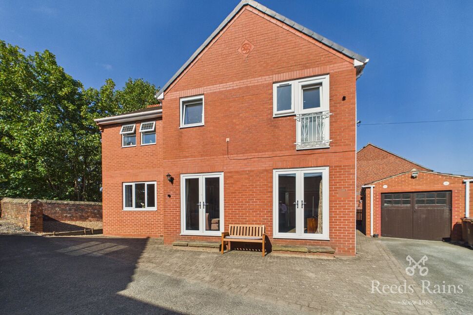 Main image of 4 bedroom Detached House for sale, Howroyds Yard, Ossett, West Yorkshire, WF5
