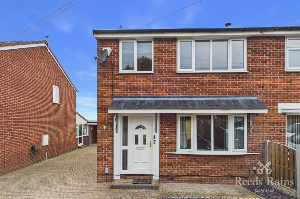 Main image of 3 bedroom Semi Detached House for sale, Pildacre Brow, Ossett, West Yorkshire, WF5