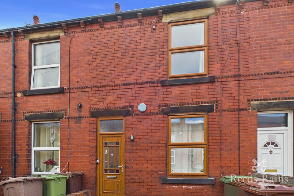 Main image of 1 bedroom Mid Terrace House for sale, Marlborough Street, Ossett, West Yorkshire, WF5