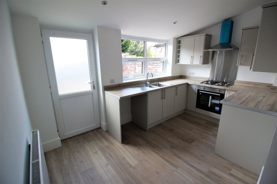 2 bedroom Mid Terrace House for sale, Garswood Road, Ashtonin