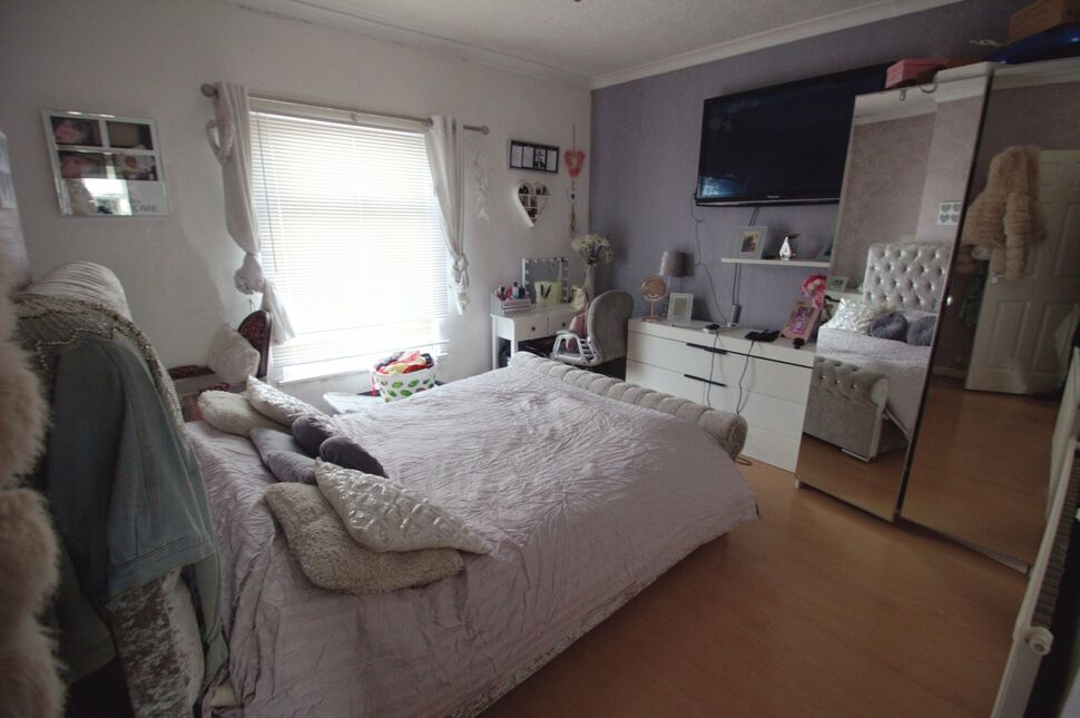 2 bedroom Mid Terrace House for sale, City Road, Wigan, WN5 £70,000