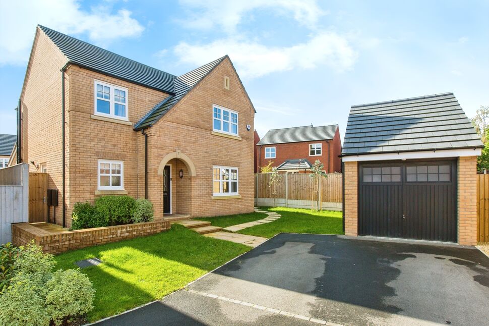 Main image of 4 bedroom Detached House for sale, Moss Green Close, Standish, Greater Manchester, WN6