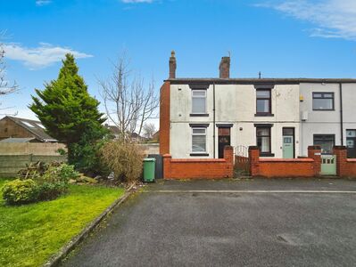 3 bedroom End Terrace House for sale