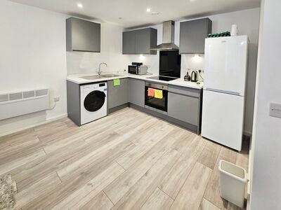 Standishgate, 1 bedroom  Flat for sale, £130,000