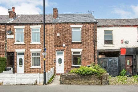 Ormskirk Road, 2 bedroom Mid Terrace House for sale, £120,000