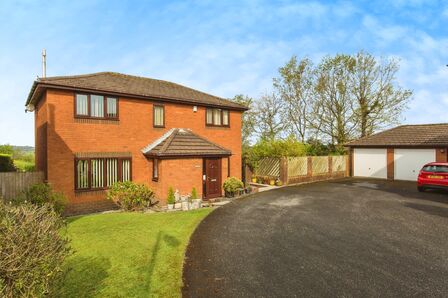 Belgrave Crescent, 4 bedroom Detached House for sale, £430,000