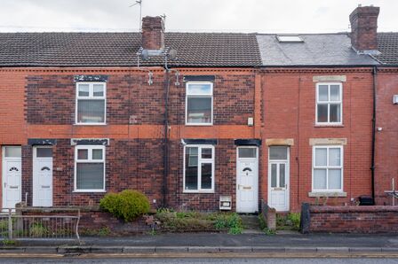 Warrington Road, 2 bedroom Mid Terrace House for sale, £120,000