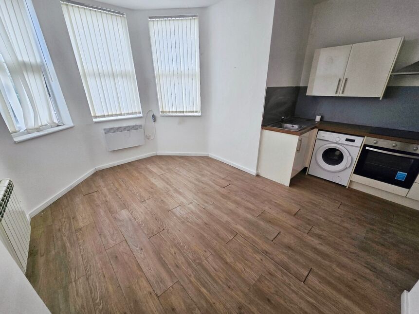 Main image of 1 bedroom Flat to rent, Belle Green Lane, Ince, Greater Manchester, WN2