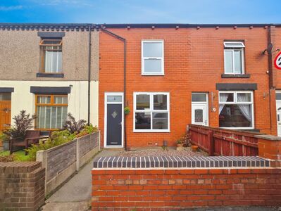 2 bedroom Mid Terrace House to rent