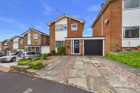 3 bedroom Detached House to rent