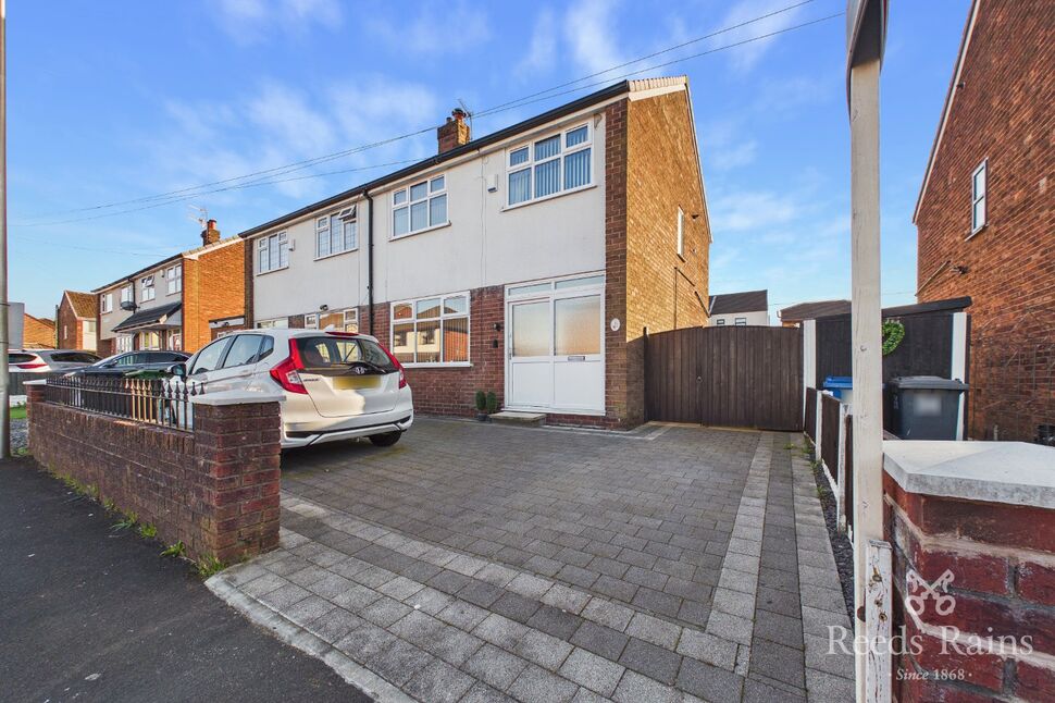 Main image of 3 bedroom Semi Detached House for sale, Edinburgh Drive, Wigan, Greater Manchester, WN5