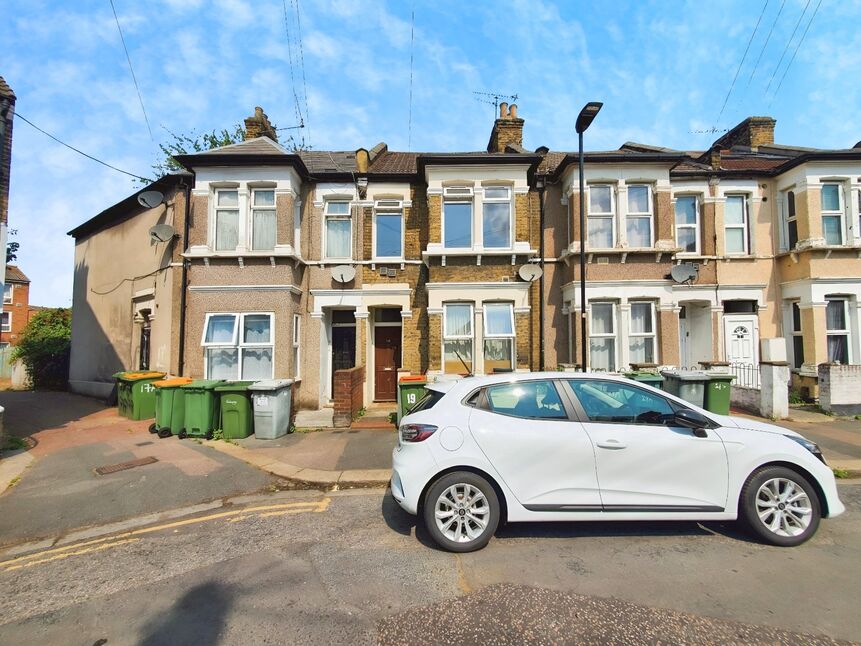 Main image of 2 bedroom Flat for sale, Chandler Avenue, London, E16