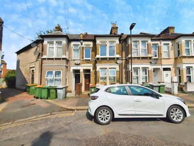 2 bedroom  Flat for sale