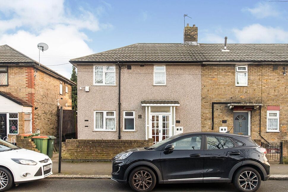 Main image of 3 bedroom Mid Terrace House to rent, Churchill Road, London, E16